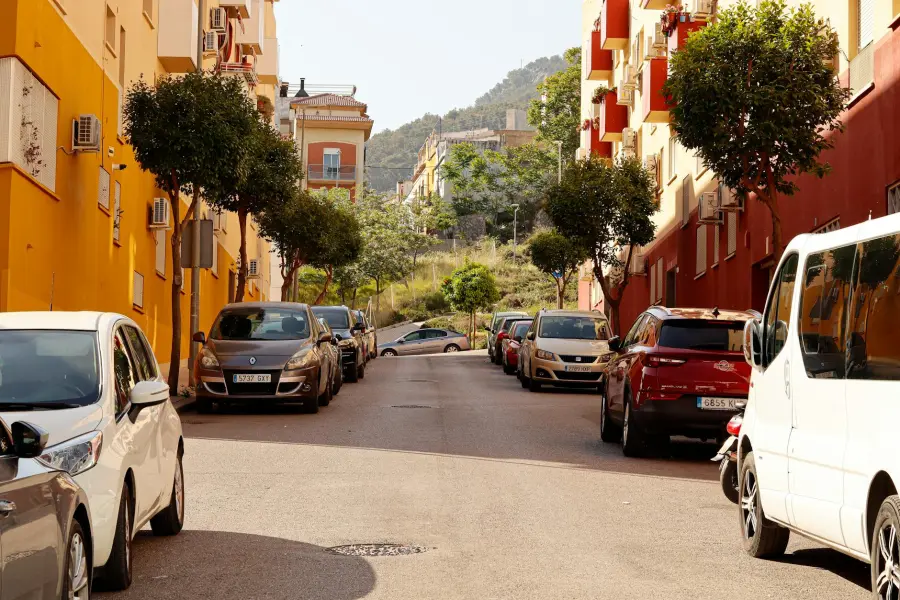 Sosta residenti in via Santo Stefano, permesso per un solo veicolo
