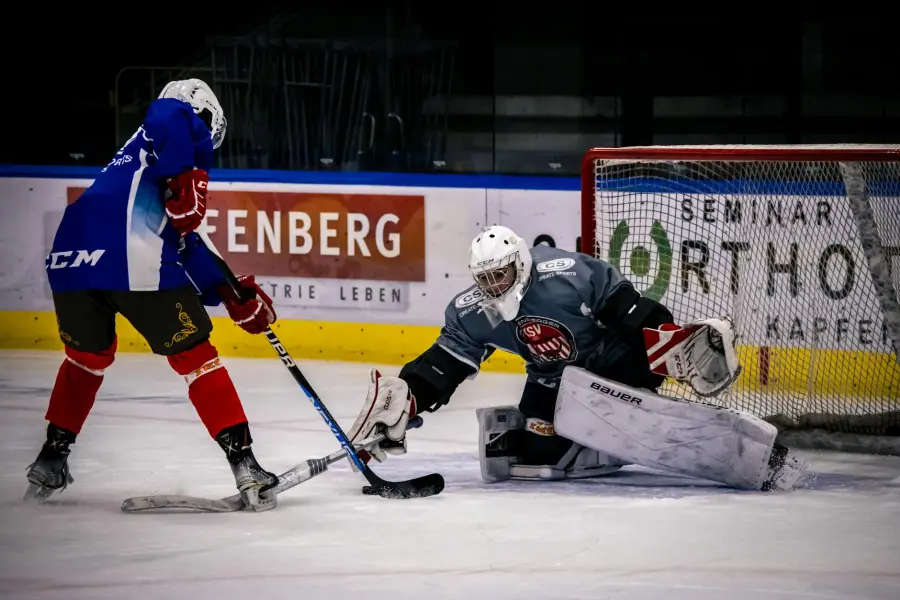Matera, Daspo di un anno a tifoso dopo minacce nel match di hockey